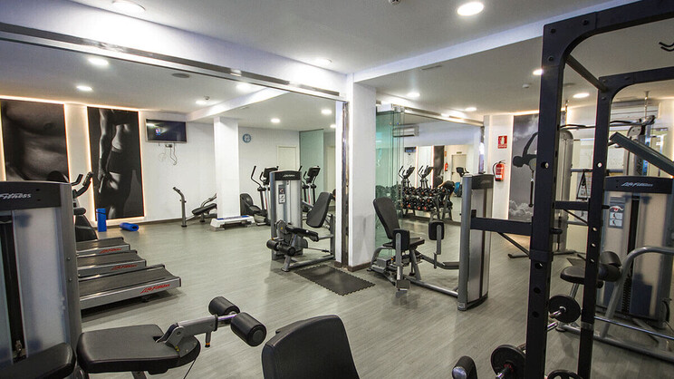 Servatur Casablanca Suites & Spa